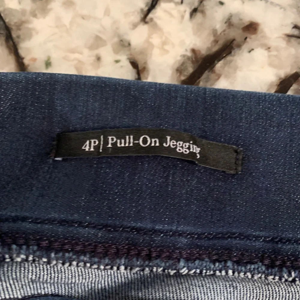 Talbots petites pull‎ on begging s. Worn a couple of times